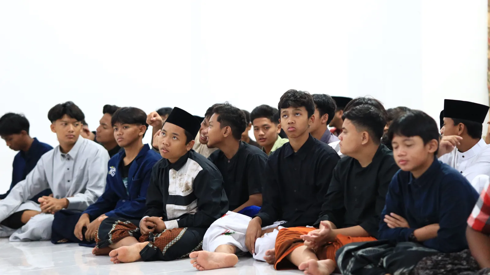 Peringatan Hari Santri Nasional Penuh Semangat