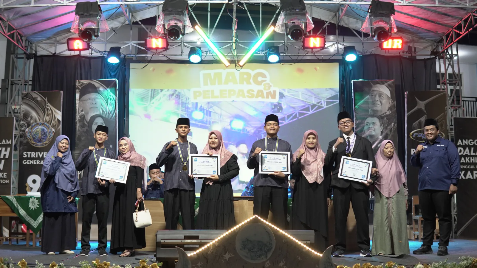 MARC dan Wisuda Angkatan 1 MA dan 9 SMP