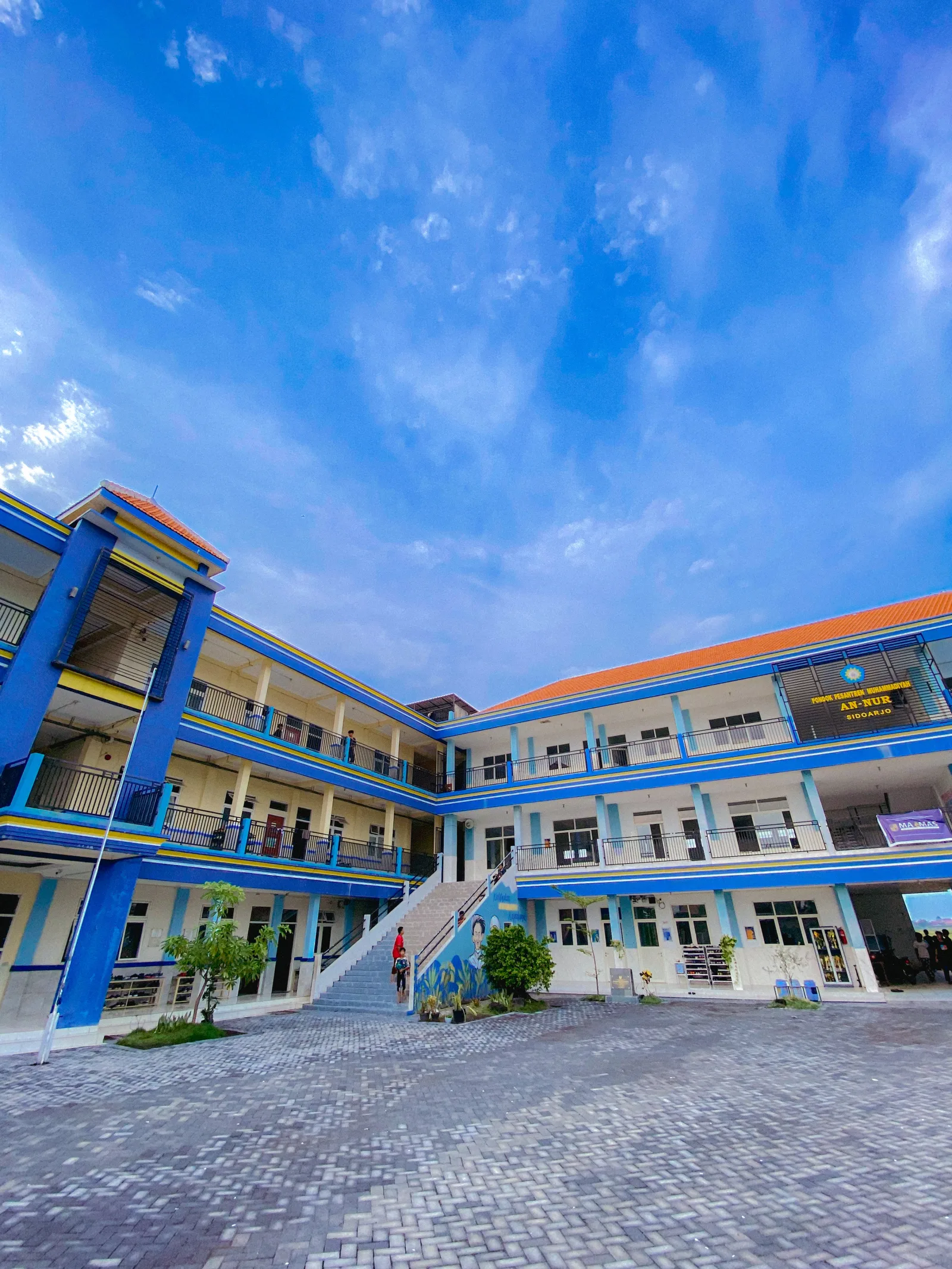 Gedung Asrama Putra