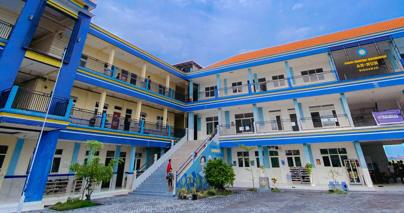 Suasana madrasah