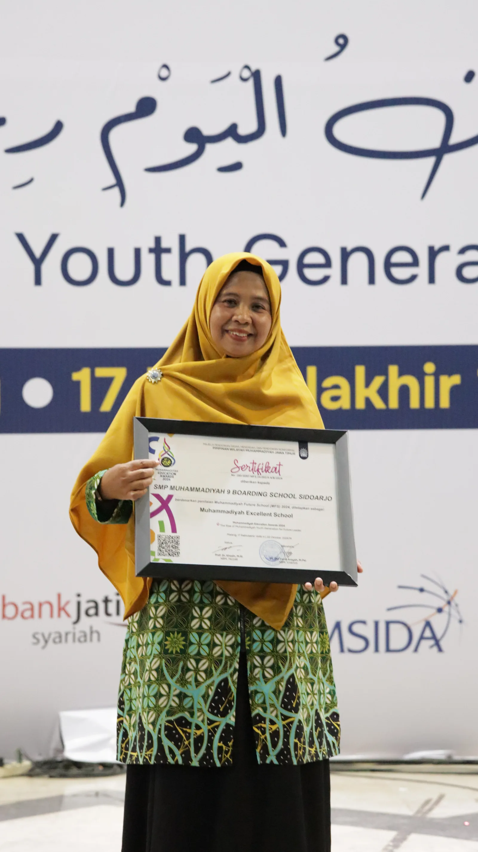 Juara 1 Turnamen Bulu Tangkis Pelajar