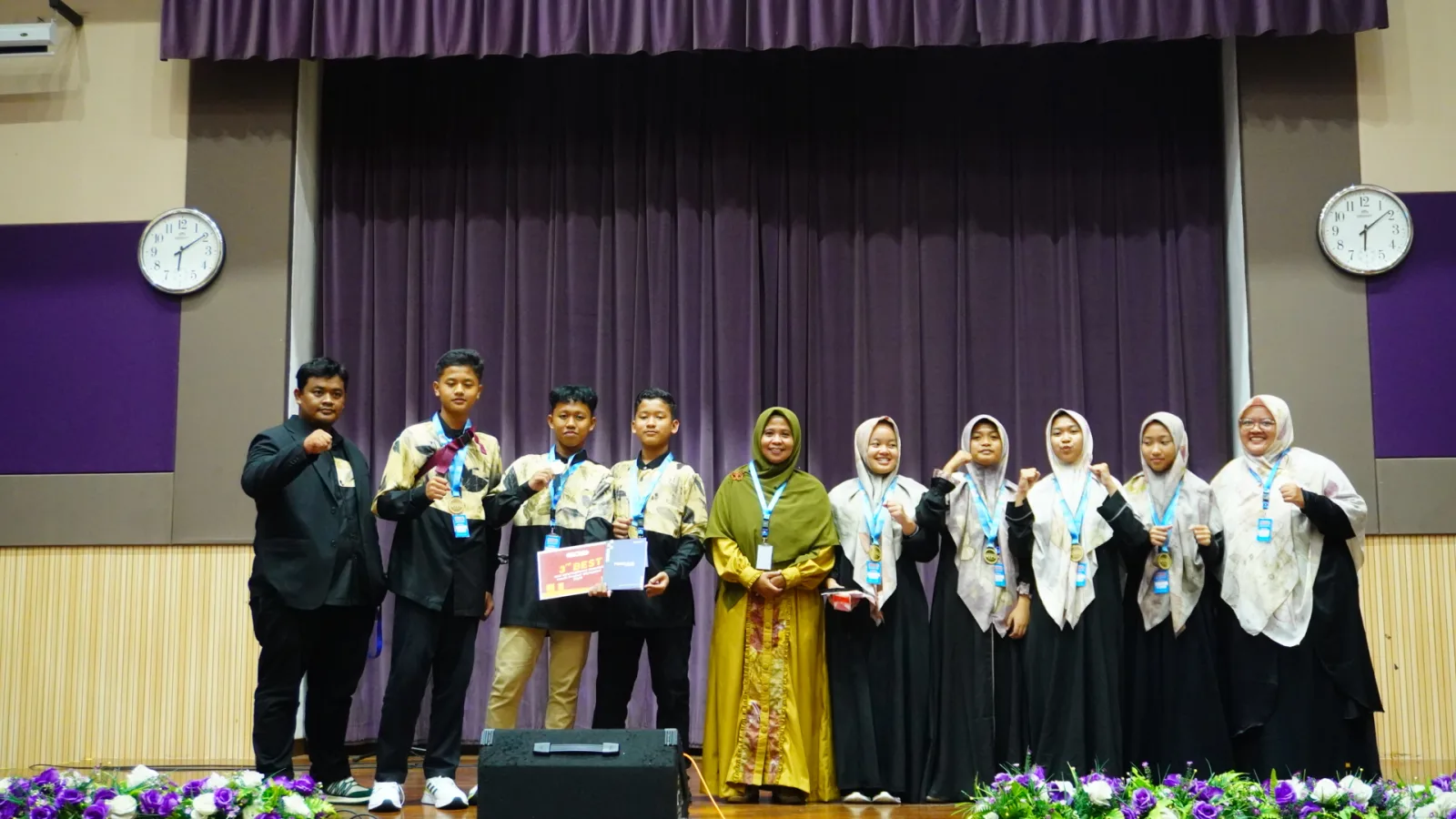 Juara 1 Lomba Pidato / Muhadhoroh